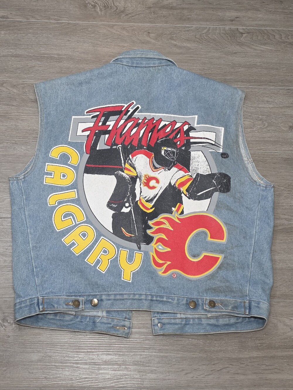 Vintage Calgary Flames Jean Vest Mens Sz M Street Legends Goalie Hockey 80-90's